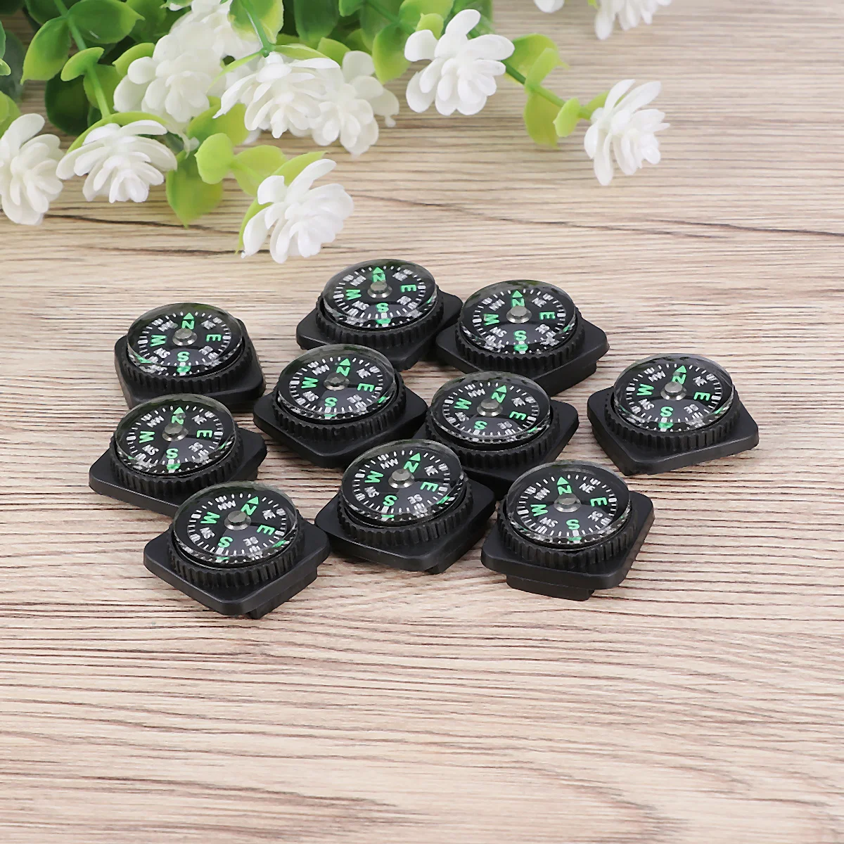 

10Pcs Compass Compact Lightweight Outdoor Map Compass for Hiking Climbing Exploration Portable Reliable Direction Finder