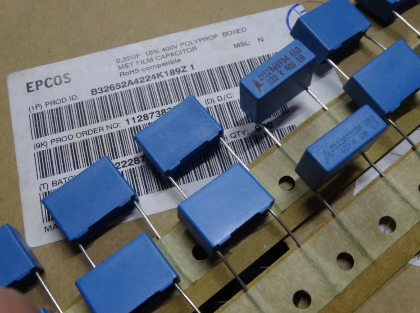 

10PCS EPCOS 0.22uf/400v 220nf u22 224 New 15MM film capacitor B32652A4224K