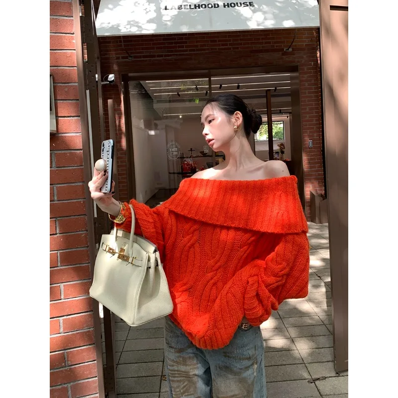 

One-shoulder sweater for women, newwinter style, solid color, off-the-shoulder, thickened and laid-back knitted coat.