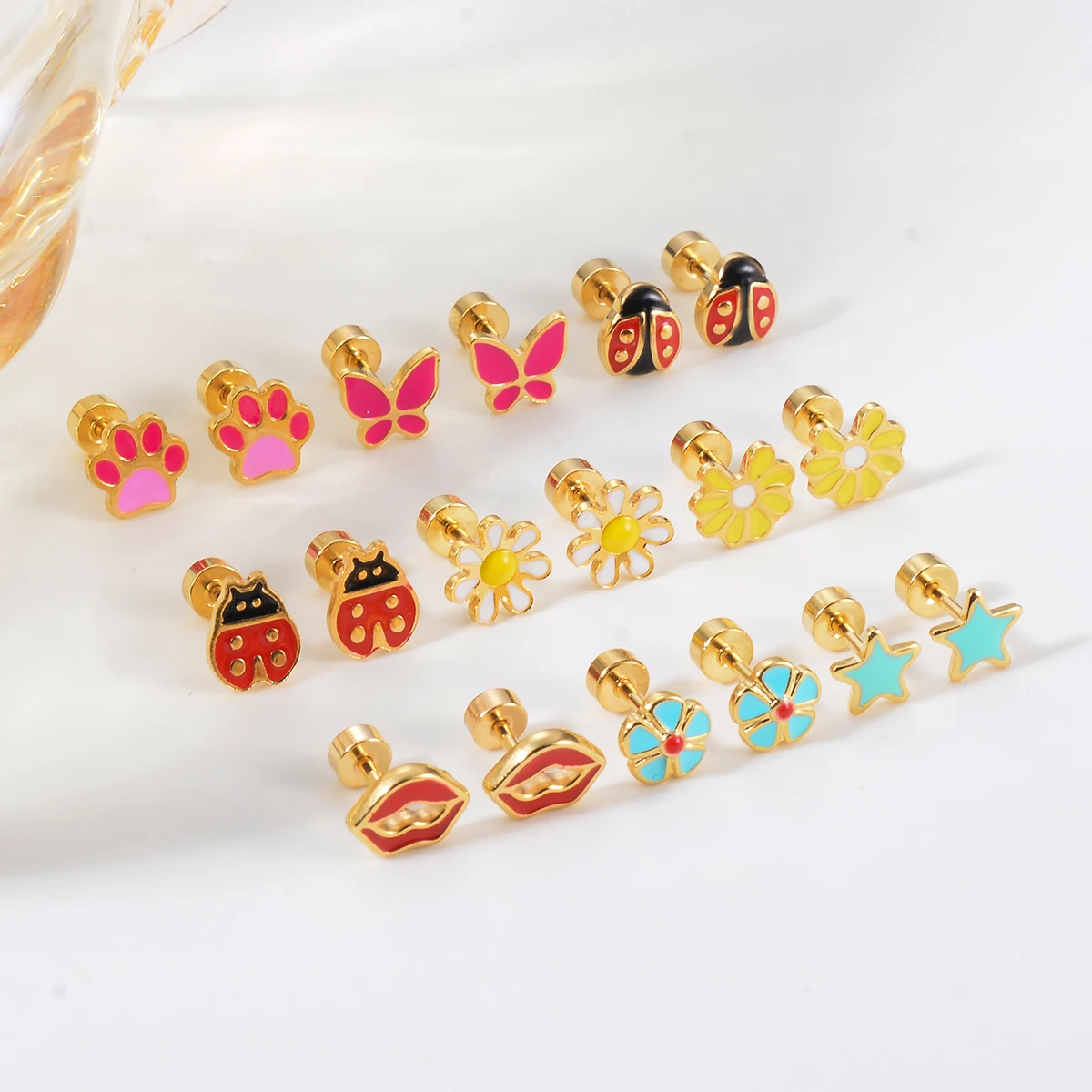 Модные милые семизвездочные серьги с божьей коровкой и цветком, звездами, губами, серьги для женщин, повседневные одинаковые ювелирные аксессуары, подарки