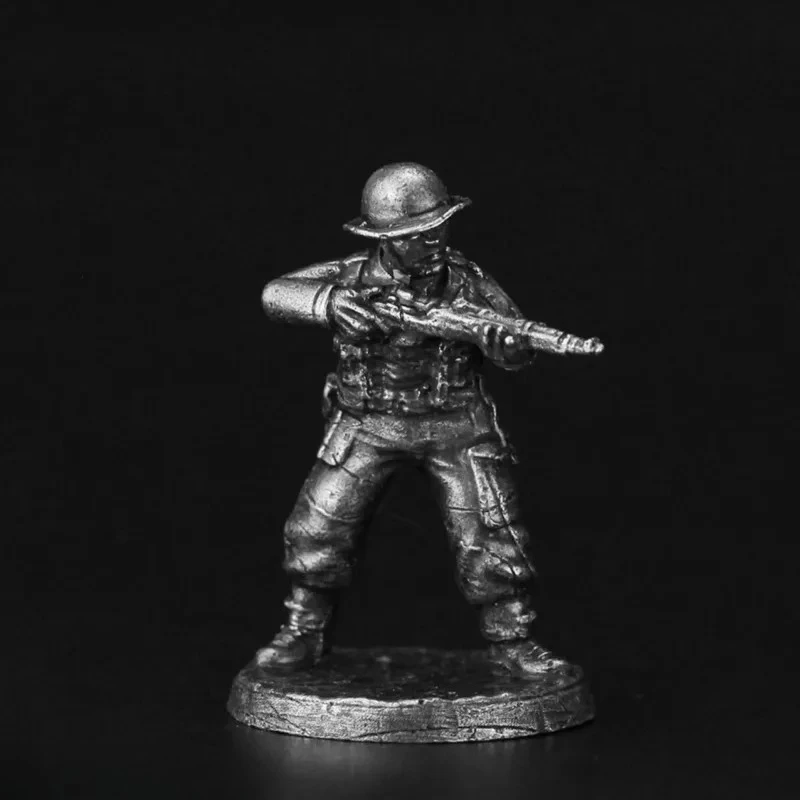 Metallo della Seconda Guerra Mondiale Soldato dell'Esercito Britannico Action Figures Modello Corpo Decorazione Giocattoli Gioco Desktop Pezzi degli Scacchi Accessori per Ornamenti statici