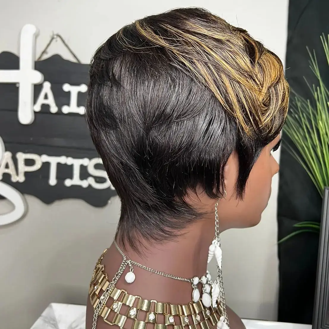 Ombre Black Blonde Honey Gold Highlight Synthetic Cheap Wigs Short Straight Pixie Cut Hair Bob Wig Hair For Black Woman