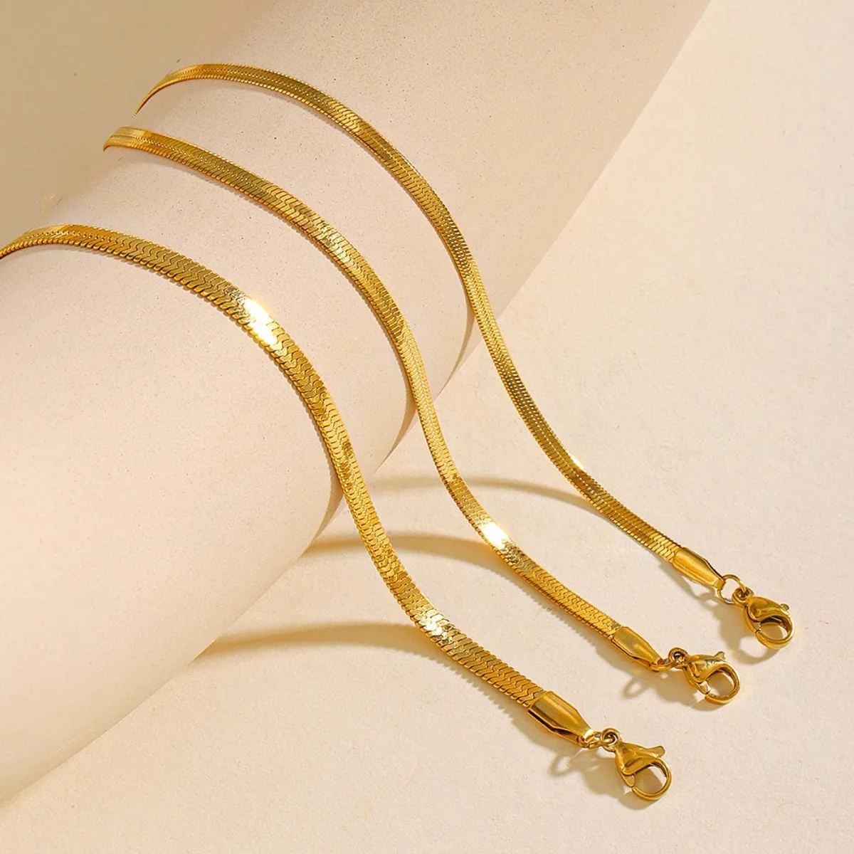 Y2k Simple Fashion Style Stainless Steel Bracelet Women's Golden Silvery Snake Bone Chain Travel Bata Sexy Party Stylish Gift image 3