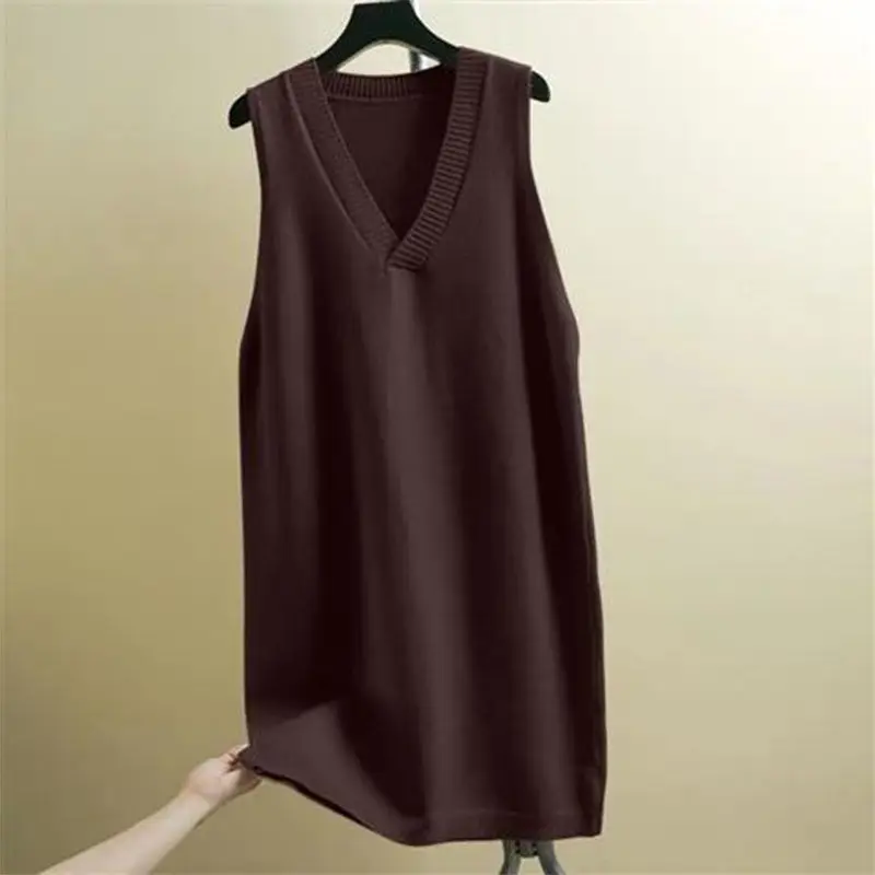 New sweater vest for women in autumn and winter loose V-neck pullover thick camisole sleeveless mid length knitted vest