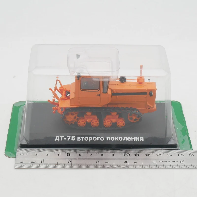 

Литой под давлением Ixo 1:43 масштаб DT-75 советский трековый трактор легкосплавный автомобиль Коллекционная игрушка в подарок сувенир дисплей орнамент