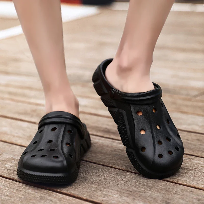 

Classic Summer Men Slippers Clogs Outdoor Garden Shoes Hole Shoes Male Casual Sandals Water Shoes Comfort Home Soft Slippers