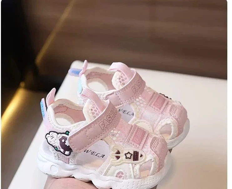 Baby Breathable Mesh Closed Toe Sandals, Cartoon Animal Patch Velcro Strap Soft Wave Sole Anti-collision Toddler Walking Shoes