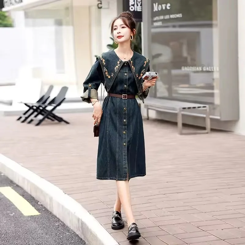Autumn Denim Dress Women Retro Embroidered Long Sleeves Jeans Dress Ladies Doll Collar Dress New High-end Exquisite Denim Dress