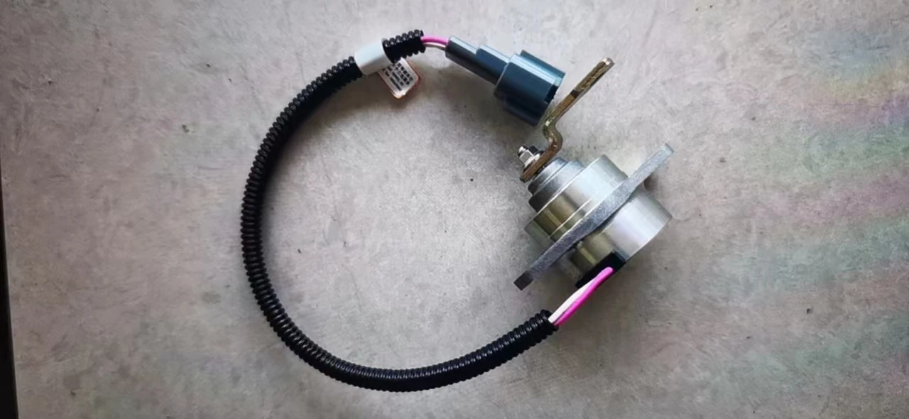 4257164   EX120-2 EX120-3 EX200-2 EX200-3 EX300-2 EX300-3 موقف الارسال الجهد الاستشعار لحفارة هيتاشي