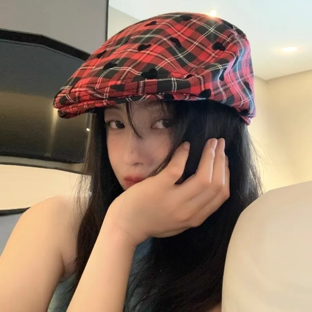 

Women's Cute Hat Sweet Cool Style Japanese Star Heckered Retro Y2K Beret Versatile Artist's Hat Trend Nice Ladies Cap