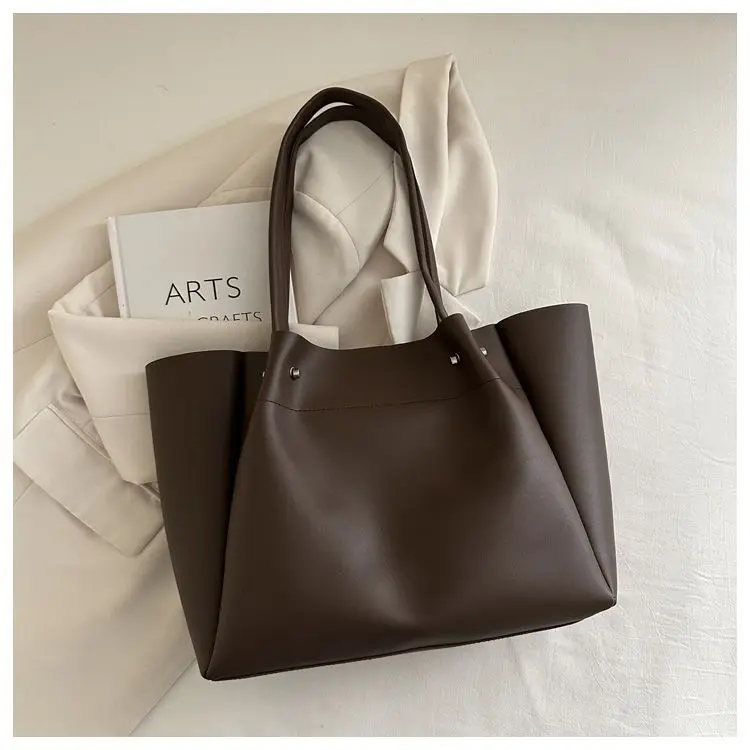 Large Capacity Tote Bag Women's New Retro Versatile College Student Texture Class Travel Commuting PU Bag