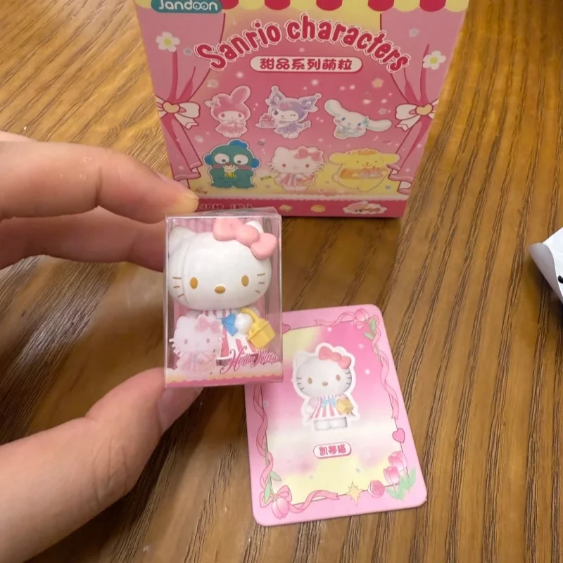 핫세일 애니메이션 캐릭터 디저트 시리즈 귀여운 미니 인형 데스크탑 장식 오너먼트 소녀들을 위한 수집용 장난감 선물