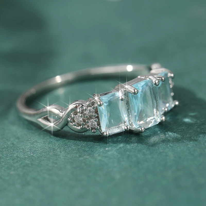 Eleganter Eingelegter Weißer Meeresblauer CZ Damenring Trendiger Silberfarbener Geometrischer Alltags- und Partyschmuck Jubiläumsgeschenk – Detail 3