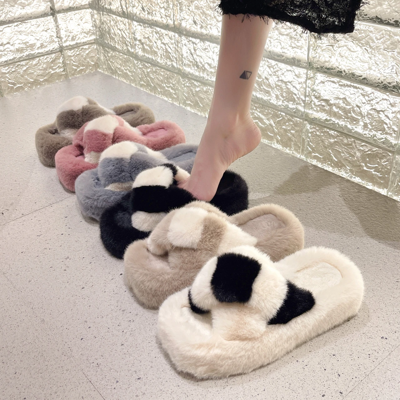 5CM Autumn Winter Pink Slippers Women Fashion Cross Fluffy Fur Slipper Home Slides Indoor Floor Flip Flops Ladies Shoes 2023