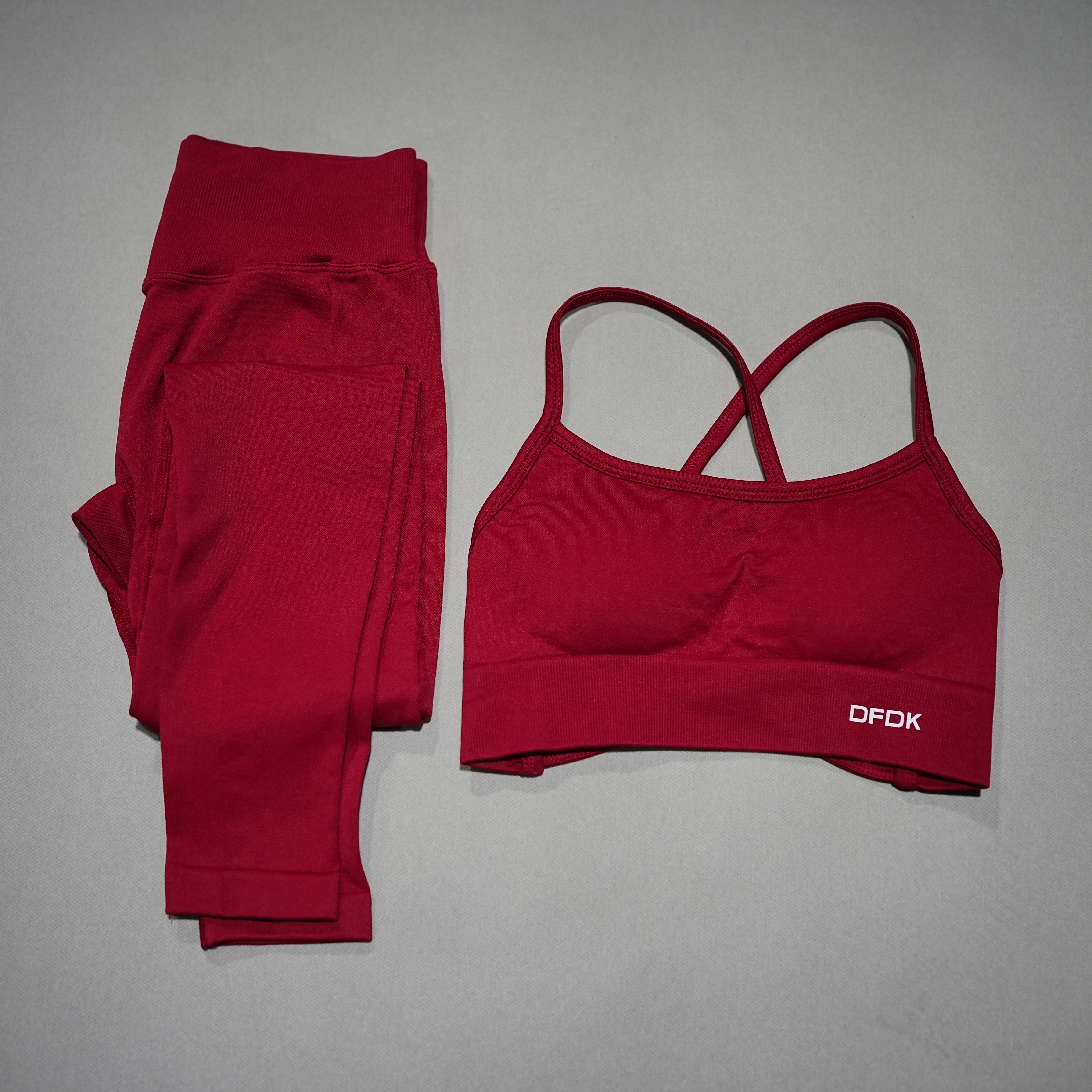 بدلة رياضية نسائية من DFDK مكو - مراجعة Outdoor Sport Leggings وسعره