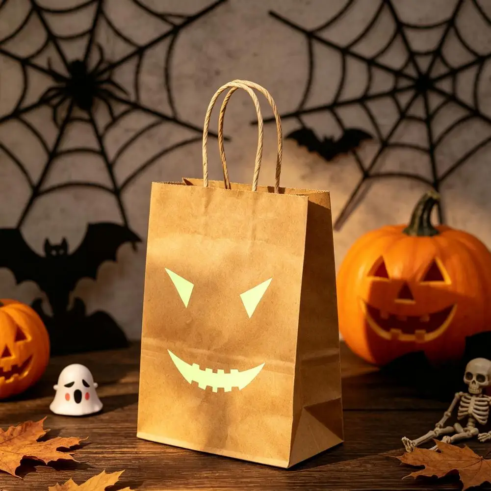 Cute Candy Packaging Halloween Candy Bags with Pumpkin Ghost Prints Thickened Paper Gift Bags Trick or Treat Party Favors