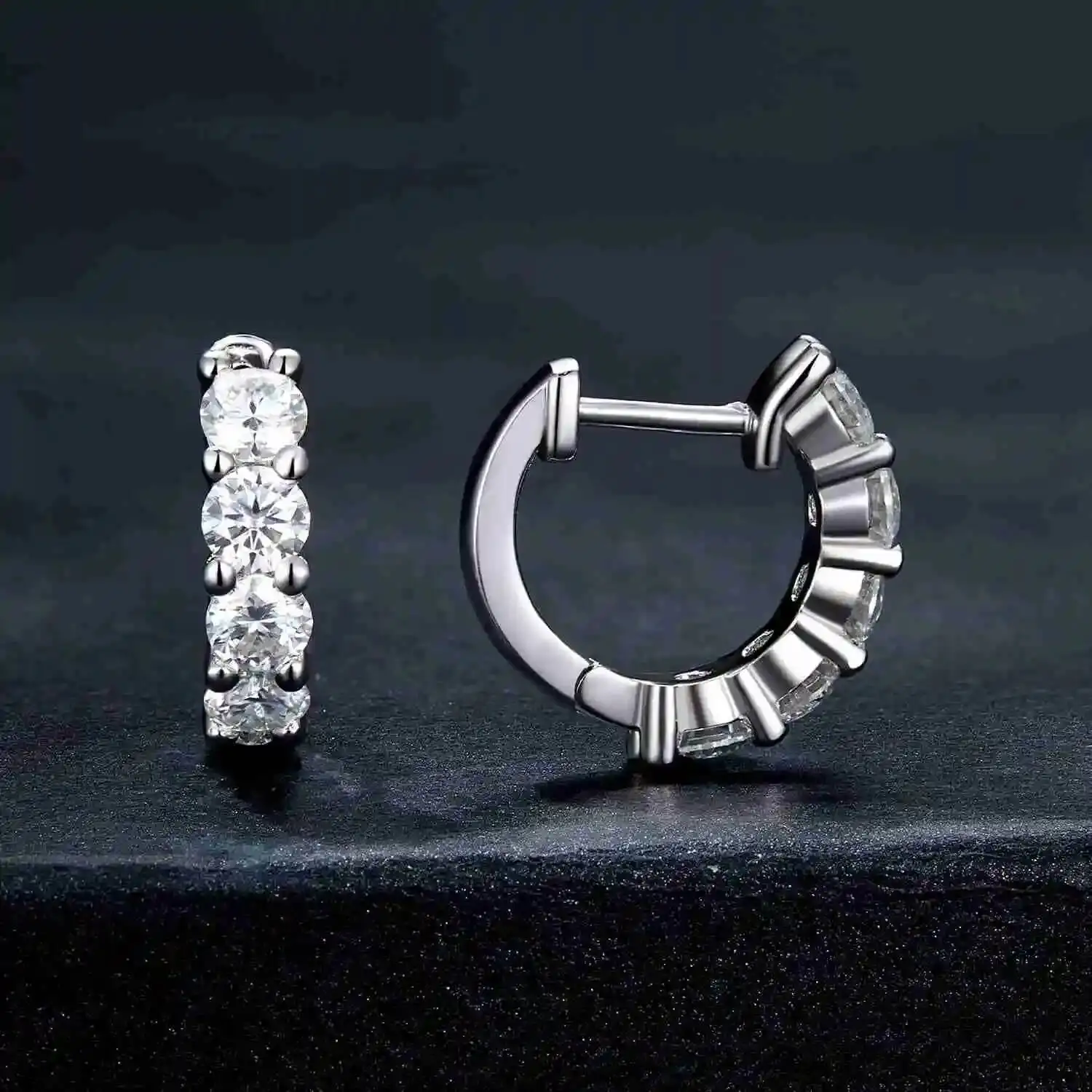 

Fine Jewelry Moissanite Mini Trendy White 18k Gold Plated 925 Sterling Silver Hoop Huggie Earrings for Women