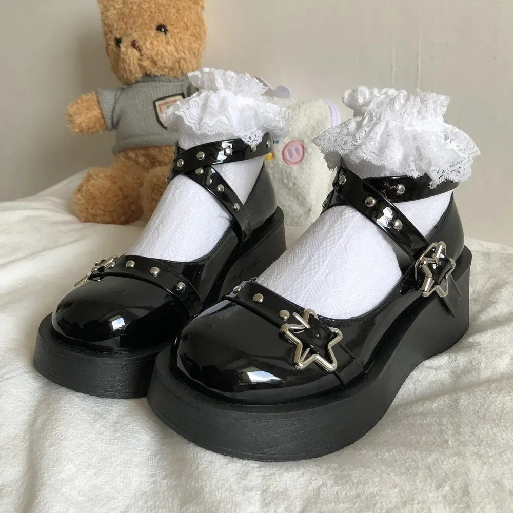 Kobiety obcasy Lolita buty na platformie buty mary jane gwiazda pasek z klamrą Mary Janes kobiety skręcane dziewczyny nit buty na co dzień kawaii