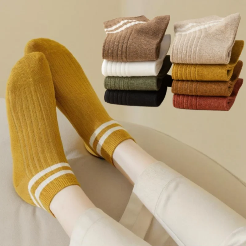 

Women Cotton Socks Spring Summer Striped Crew Socks Medium Length Socks Autumn Color Spun Yarn Socks Double Needle Socks