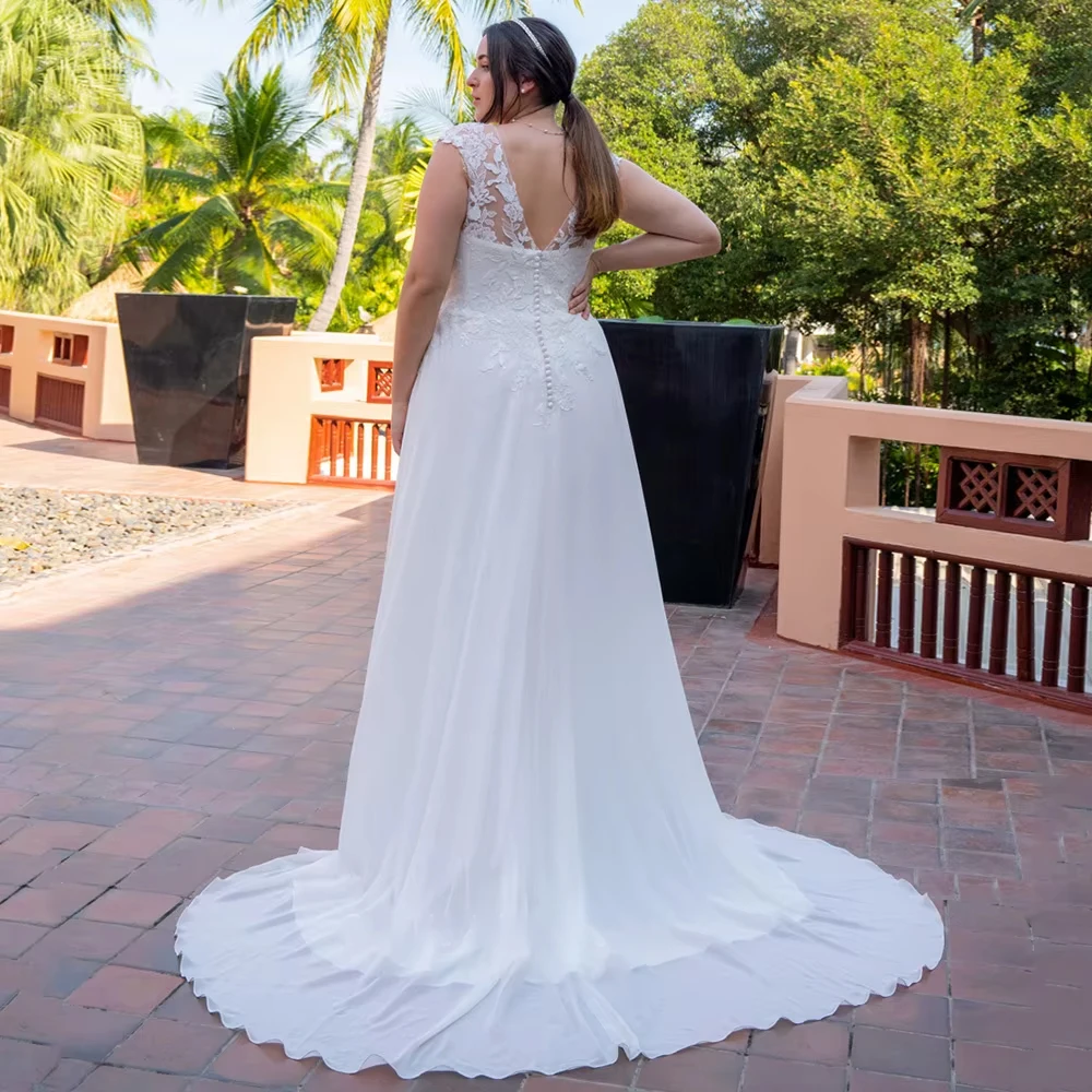 Plus Size Empire Wedding Dresses for Ladies Elegant Strapless Bridal Gowns with Lace Exquisite Sleeveless Vestidos De Novia New