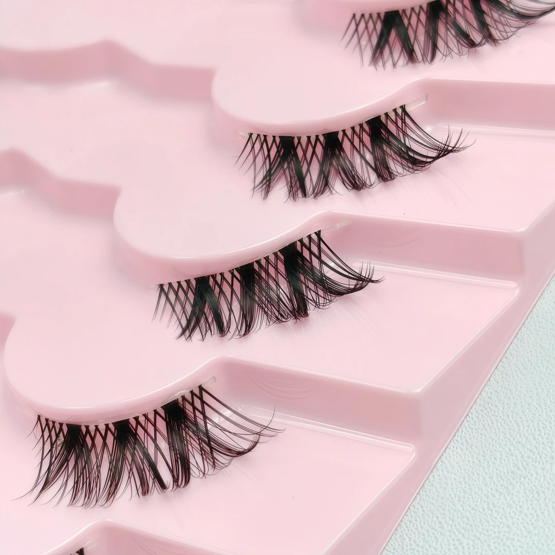 7 Pairs of Thai-style Half-Strip Little Devil False Eyelashes, Clear Band One-Piece, Natural Lash Texture, Camera-Friendly Full-