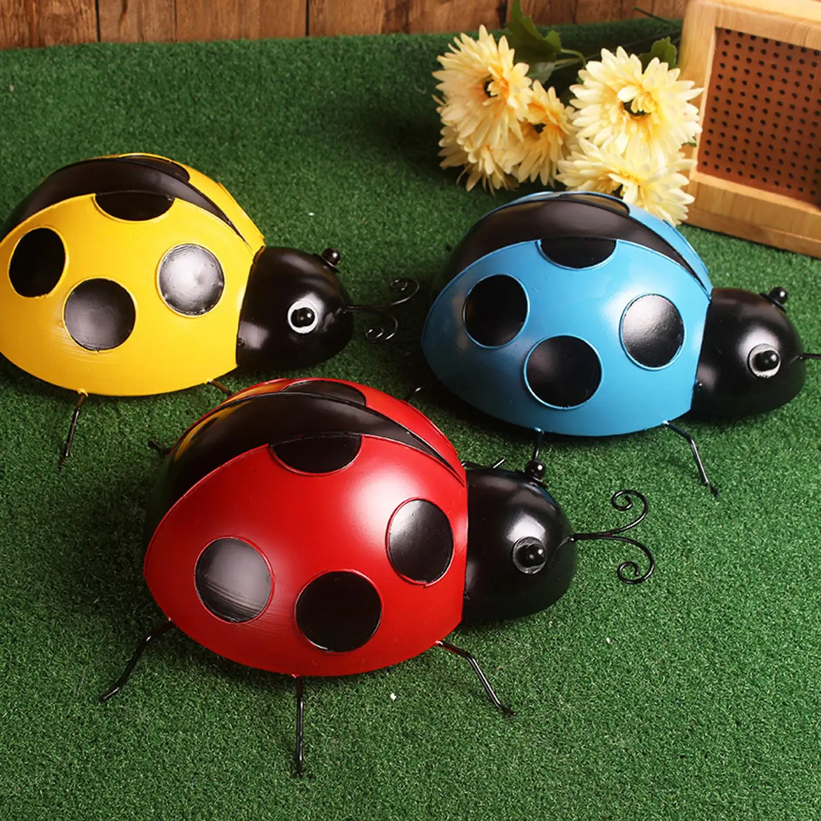 3x Cute Iron Ladybird Sculpture Wall Art Ladybug Fence Kindergarten Decor
