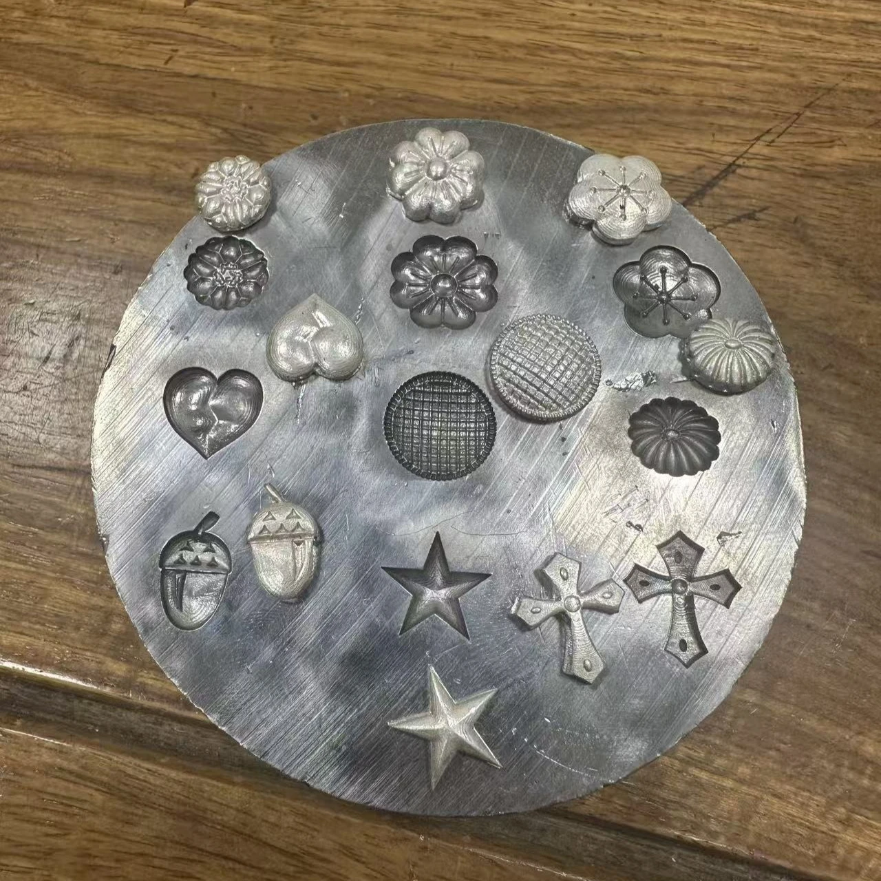 Flower Design Jewelry Stamping Mold 3D Embossing Pressing Metal Molds DIY Silver Craft Tool Steel Punching