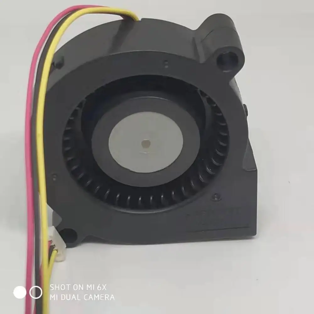 

Servo E0515H12B8APA67 5015 12V 0.19A 5CM Centrifugal Fan Turbo Blower