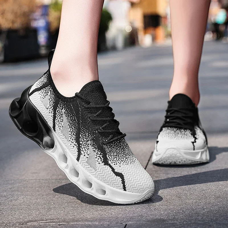 

ELUVA Men Running Shoes Comfort Men Casual Shoes Breathable Men's Sneakers Lightweight Mens Sports Women Running Shoes