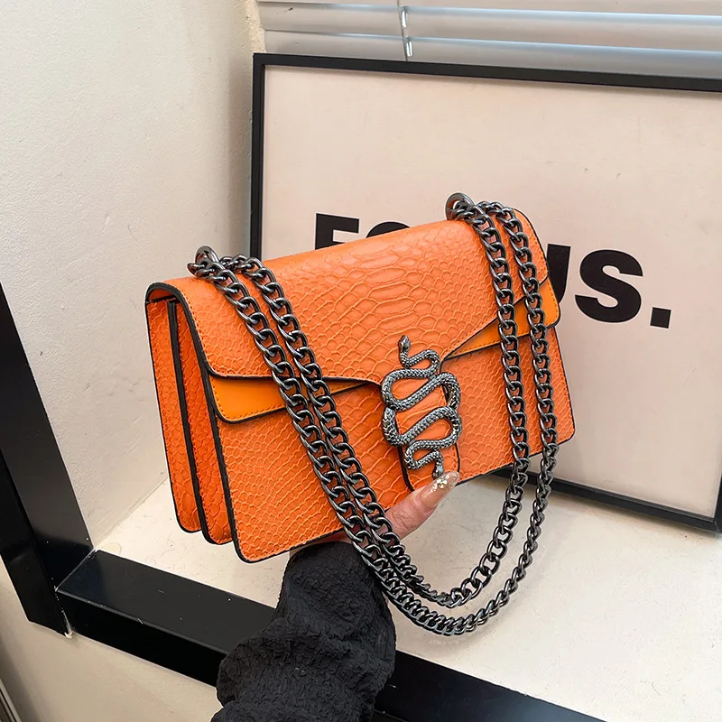 

Women's Fashion Retro Crocodile Chain Underarm Small Square Bag - Versatile Handbag, Simple Trend Skew Bag