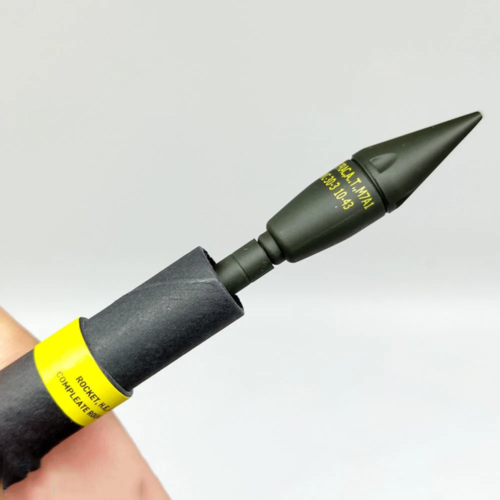 1/6 جندي SS126 الحرب العالمية الثانية الولايات المتحدة 101 كتيبة خاصة من الدرجة الأولى ريان أسلحة صغيرة نموذج M1 غاراند بازوكا المواد البلاستيكية لمحبي