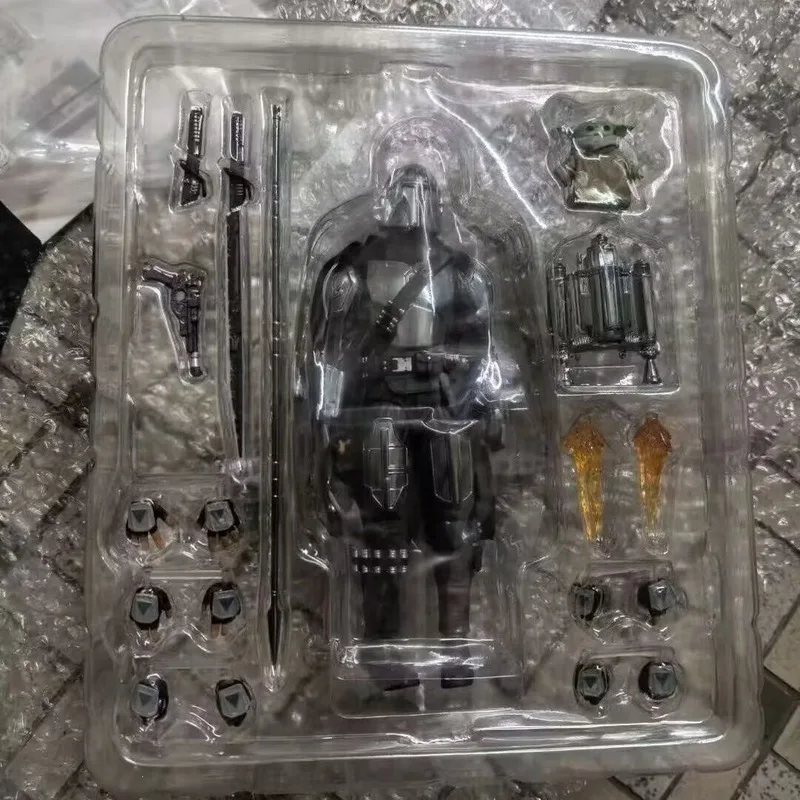 

In Stock Star Wars Mandalorian 2.0 Electroplated Din Djarin Boxed Articulated Action Figure Collectible Model Toy For Collectors