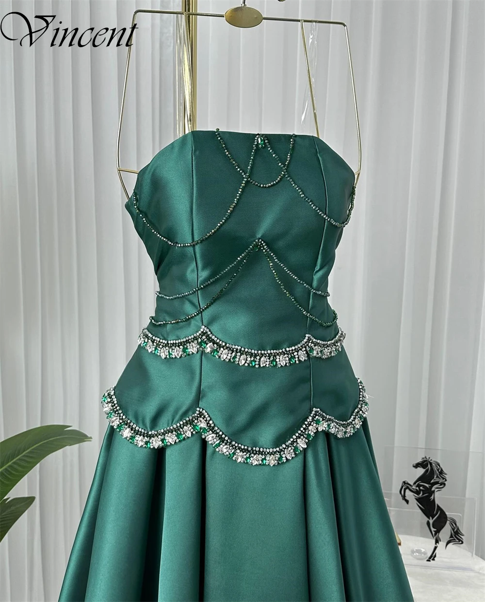 Customized Green Satin Beading and Crystal Prom Dresses Simple Court Train Celebrity Gown Classic Strapless A-Line Evening Dress