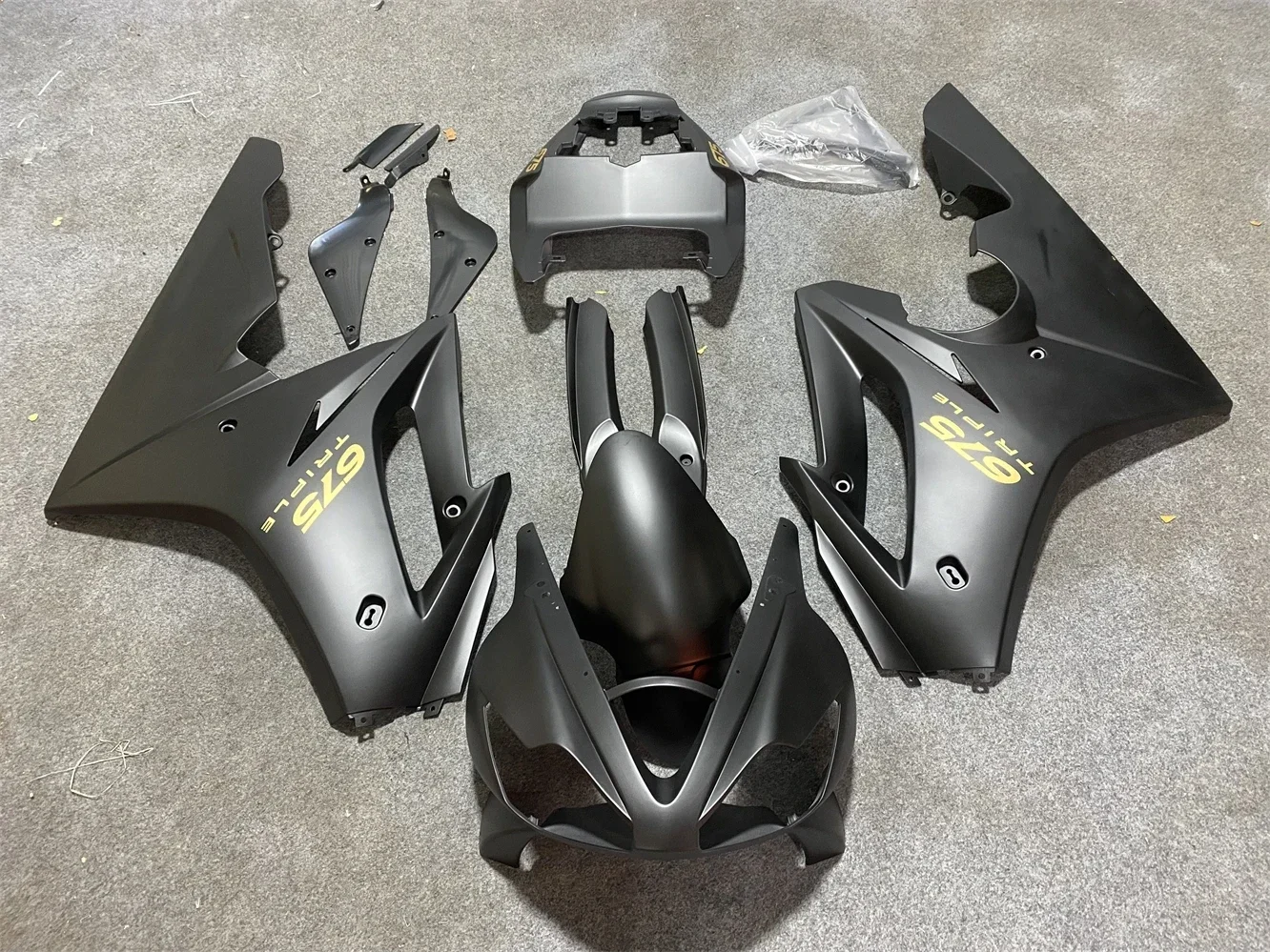 

Motorcycle Shell Fairing Set For Daytona Triumph 675R 675 2006 2007 2008 ABS Plastic Full Body Protection Plate Cover Fairings