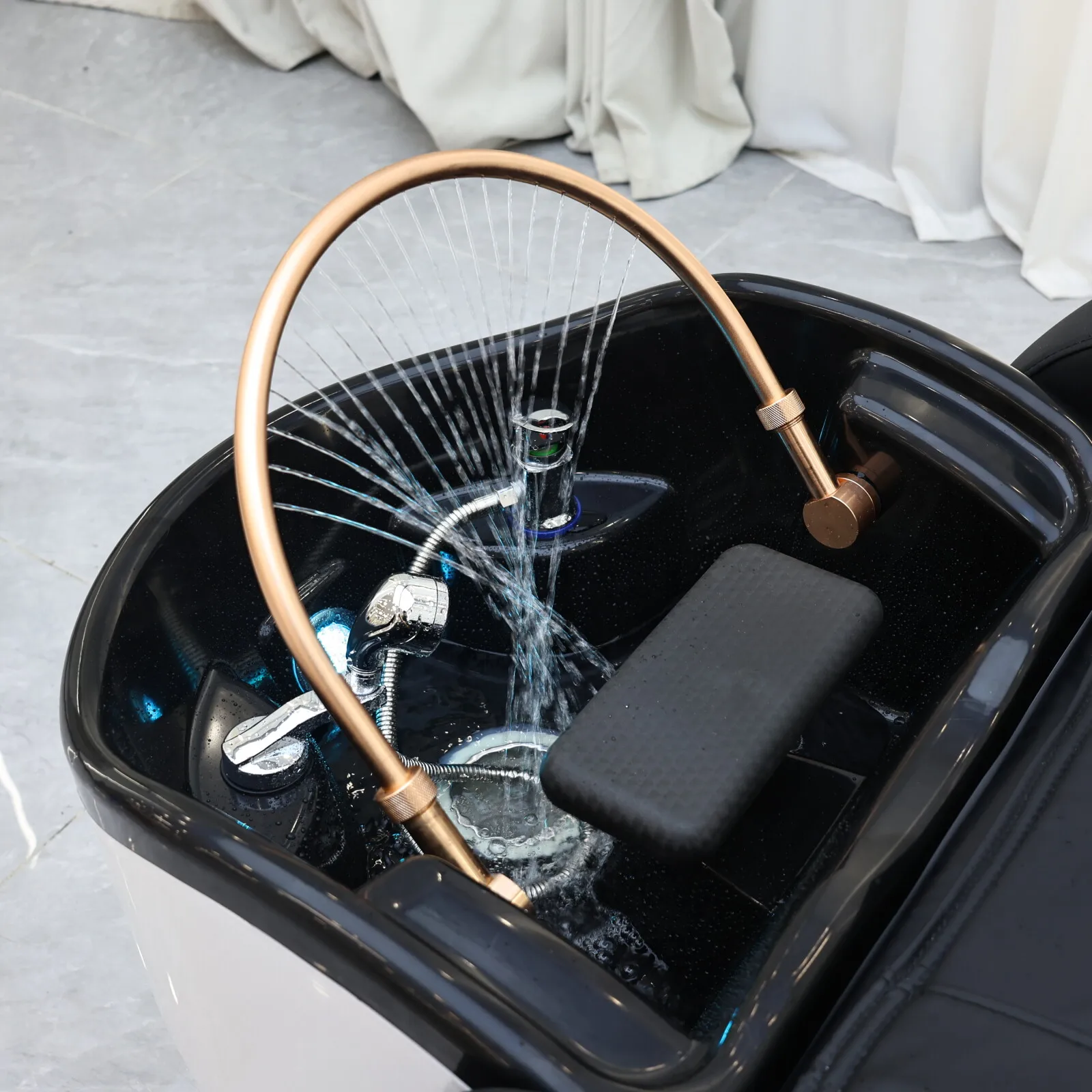 Cama de shampoo de massagem inteligente, mobília comercial de spa de cabeça de salão de beleza de luxo, mobiliário ideal de alta qualidade para loja de cabeleireiro de luxo