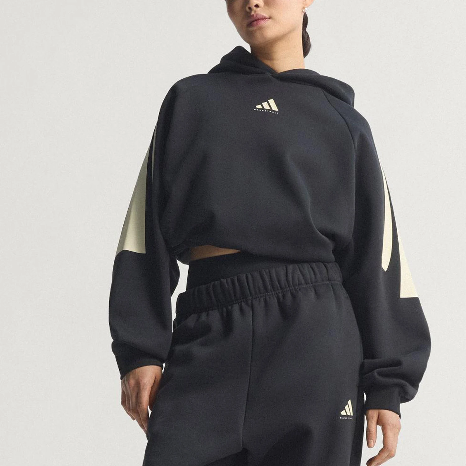 

Adidas Originals Autumn Men's and Women's Hooded Pullover Sweatshirt JZ7914