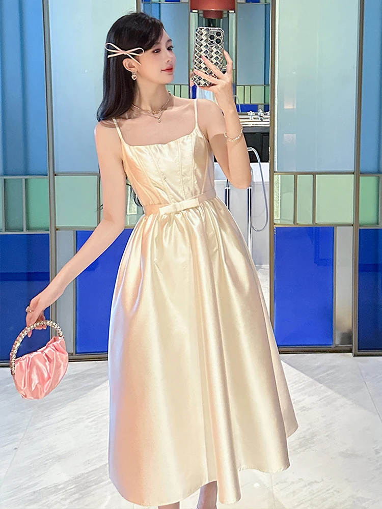 Frauen Französisch Stil Party Kleid für Frau Nette Strap Backless Swing Ballkleid Weibliche Club Robe Elegante Falten Vestidos