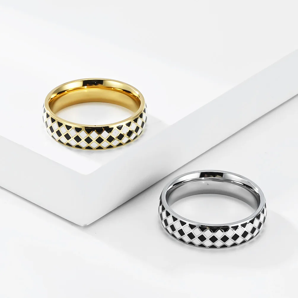 Women's Stainless Steel Black And White Checkerboard Ring with Gold Drip Diamond Square Design Fashionable Accessory