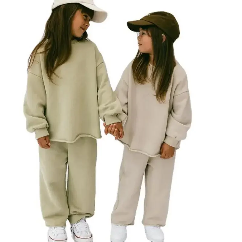 

2025 Осенний новый комплект повседневной одежды для девочек, детский свитшот с длинными рукавами + штаны, костюм из 2 предметов, однотонная одежда для малышей, детский спортивный костюм