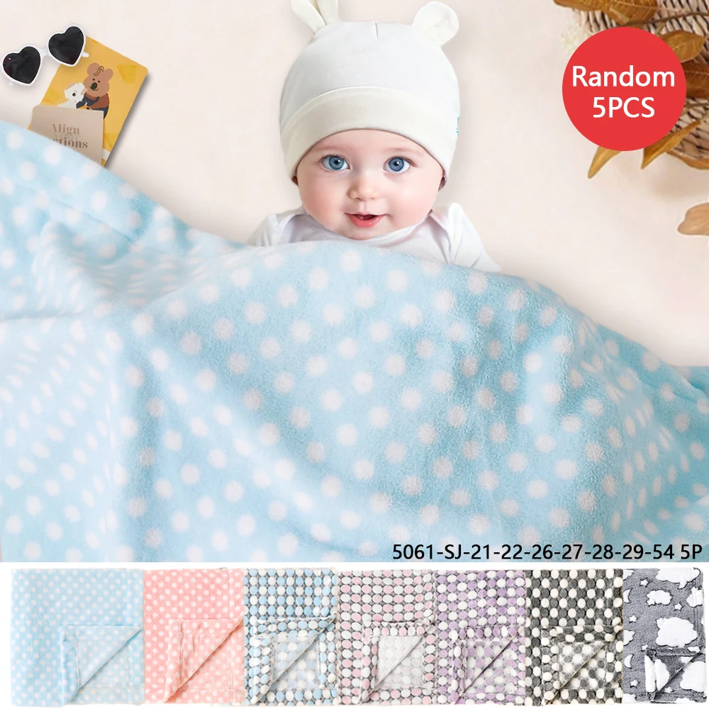 

Random 5PCS Autumn and winter baby polka dot plush swaddle blanket