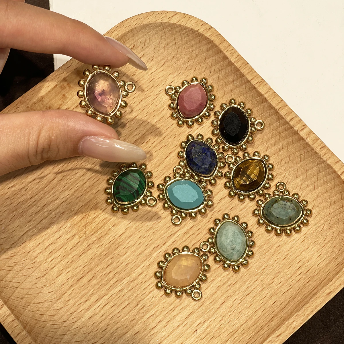 21x22mm Natural Stone Oval Faceted Pendant Gold Color Plated Frame Charm for DIY Necklace Handmade Jewelry Making Accessories