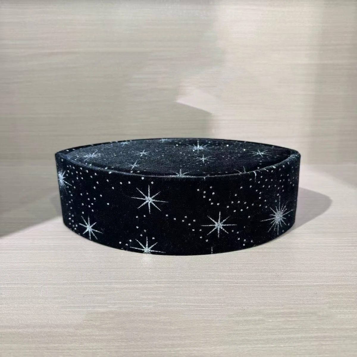 무료 배송 말레이시아 보트 캡 남성 의류 무슬림 모자 터키 세금 키파 쿠피 사우디 이슬람 기도용 럭셔리 패션 03630