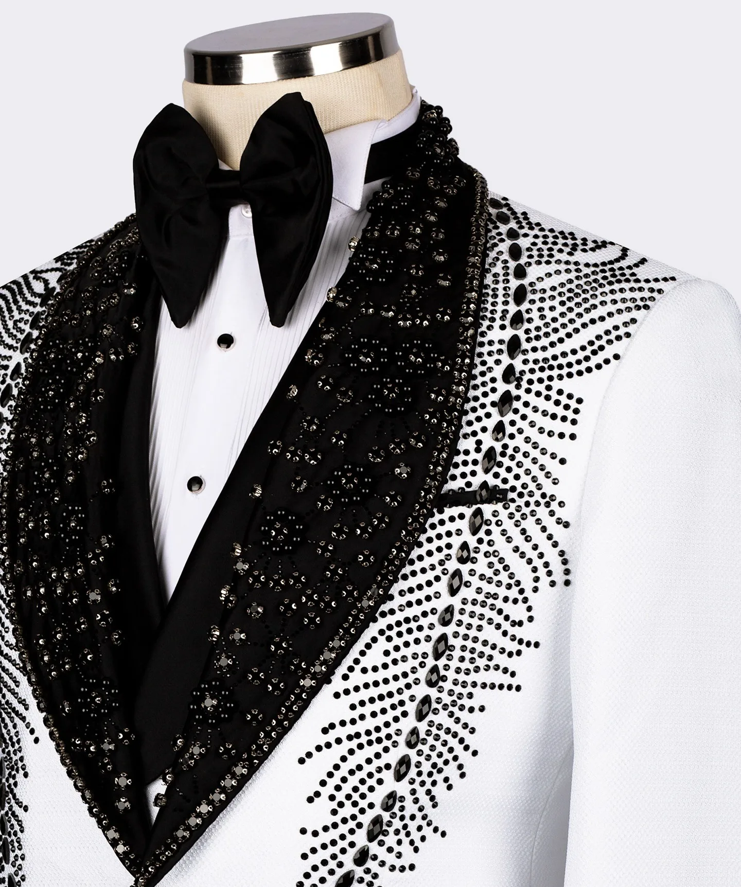 Luxury Beaded Wedding Tuxedos Shawl Lapel 1 Pcs Jacket Men Suit Handsome One Button Evening Party Grooms Suits  Customized