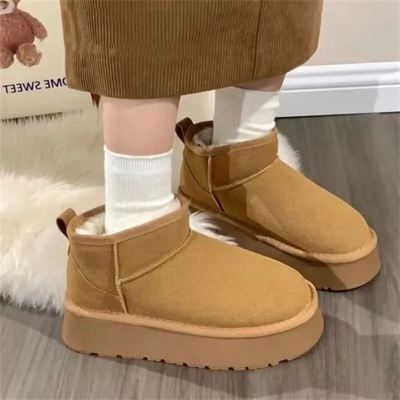 سميكة أفخم منصة الثلوج أحذية النساء الشتاء الدفء الفراء أحذية قطنية امرأة فو الجلد المدبوغ الانزلاق على الكاحل بوتاس أحذية مبطنة