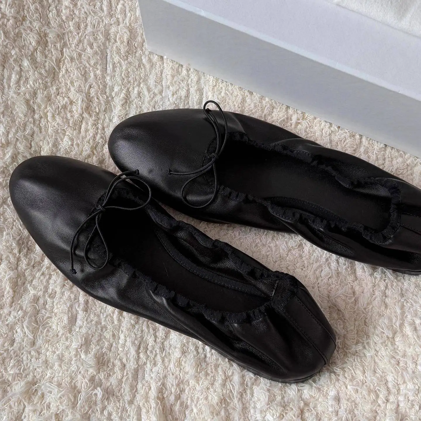 

Kendall Jenner Inspired Ballet Flat oes Women's Super Soft Slip-On Flats Knot Casual Low Heel Leather Faion Foo...