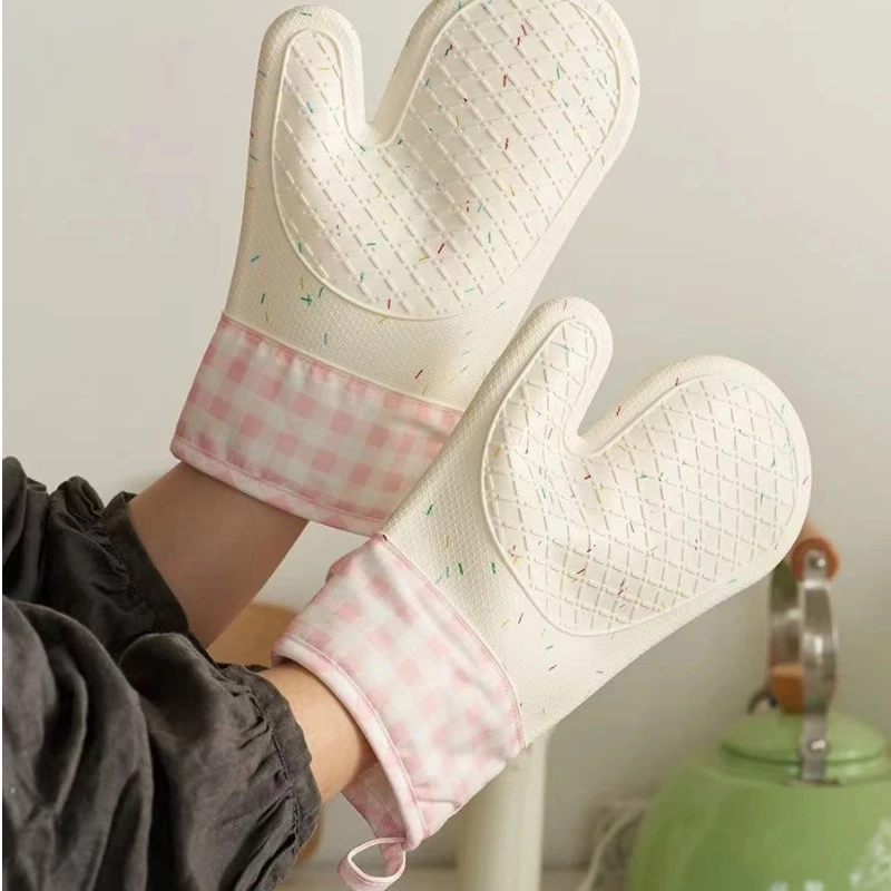 1/2 Pieces of Insulated Kitchen Gloves, Heat-Resistant Microwave Gloves, Heat-Resistant Thickened Grid Oven Gloves