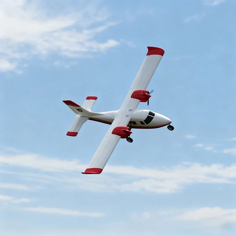 XFly Model 850mm P-68 Twin-Engine Propeller Three-Bladed Propeller RC Electric Remote Control Aircraft Training Aircraft P86 PNP