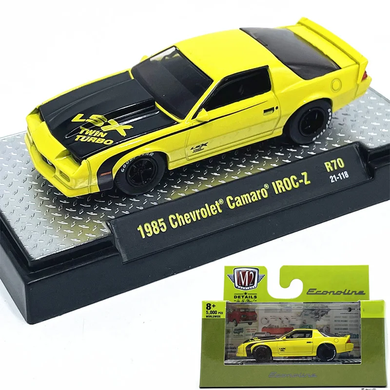 

1:64 M2 модель автомобиля 1985, Camaro IROC-Z, мышечный спортивный автомобиль, имитация модели автомобиля из сплава, коллекция украшений с упаковкой