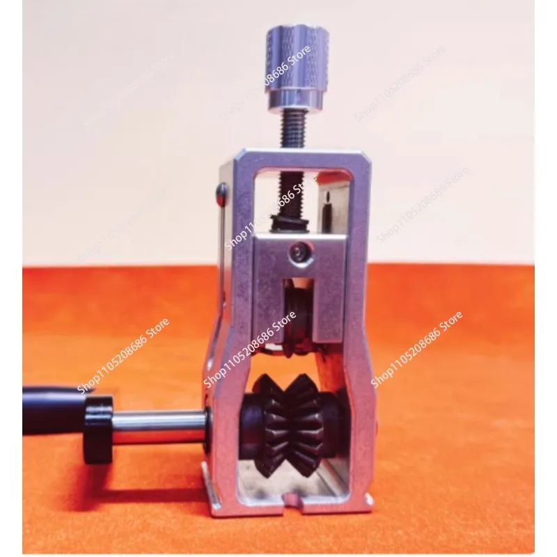 aluminum alloy manual stripping tool Portable household wire stripper can be connected to the electric drill hand cranked   1pcs