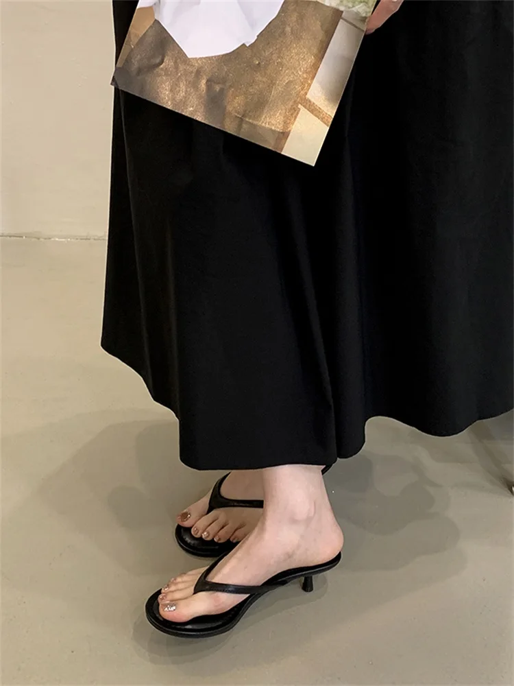 Eilyken Fashion Round Clip Toe Thin Low Heels Women Slippers Outdoor Casual Sandals 2026 New Summer Flip Flops Shoes